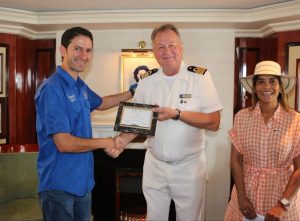 <strong>ATP entrega certificado de reconocimiento a la línea de cruceros Star Clippers por sus 15 años realizando viajes a Panamá</strong>«/></a></div><div class=
