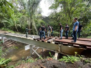 <strong>Avanzan trabajos de rehabilitación en el Camino del Oleoducto, que forma parte del Proyecto 1,000 Kilómetros de Senderos</strong>“/></a></div><div class=