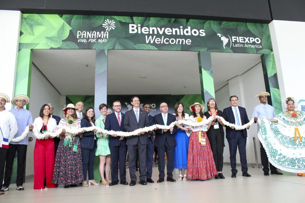<strong>Panamá recibió más de 1,800 profesionales del turismo de reuniones en FIEXPO 2023</strong> “/></a></div><div class=