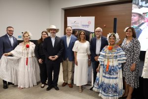 Hospital Santo Tomas abandera el Desfile de las Mil Polleras 2024